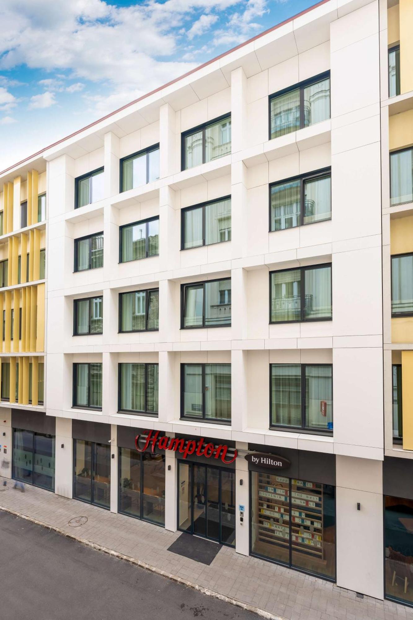 Hampton By Hilton Budapest City Centre מראה חיצוני תמונה
