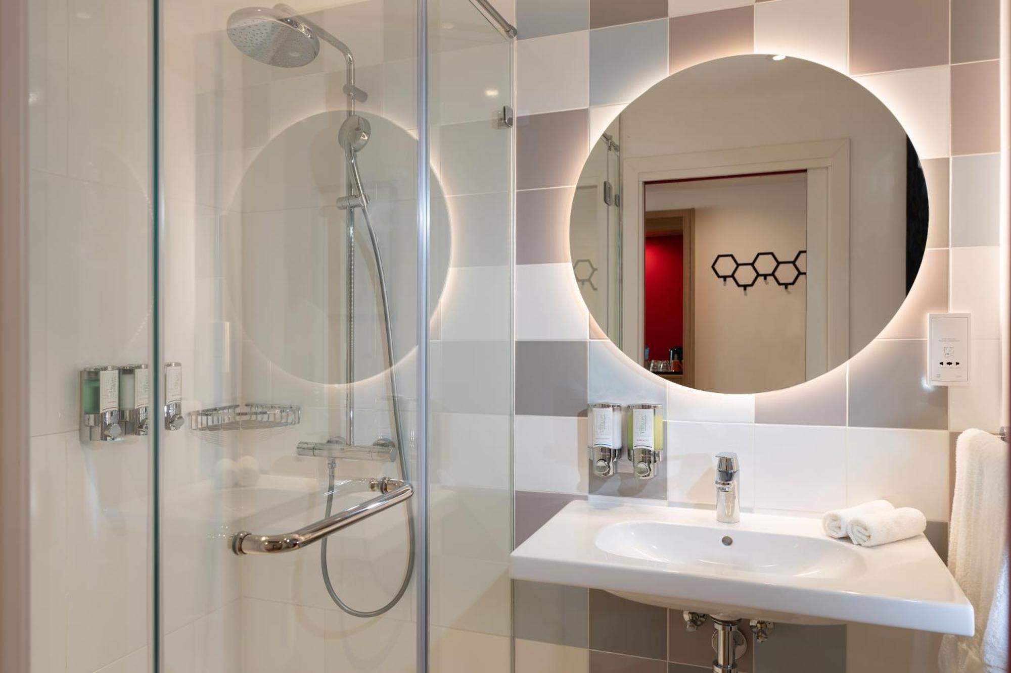 Hampton By Hilton Budapest City Centre מראה חיצוני תמונה